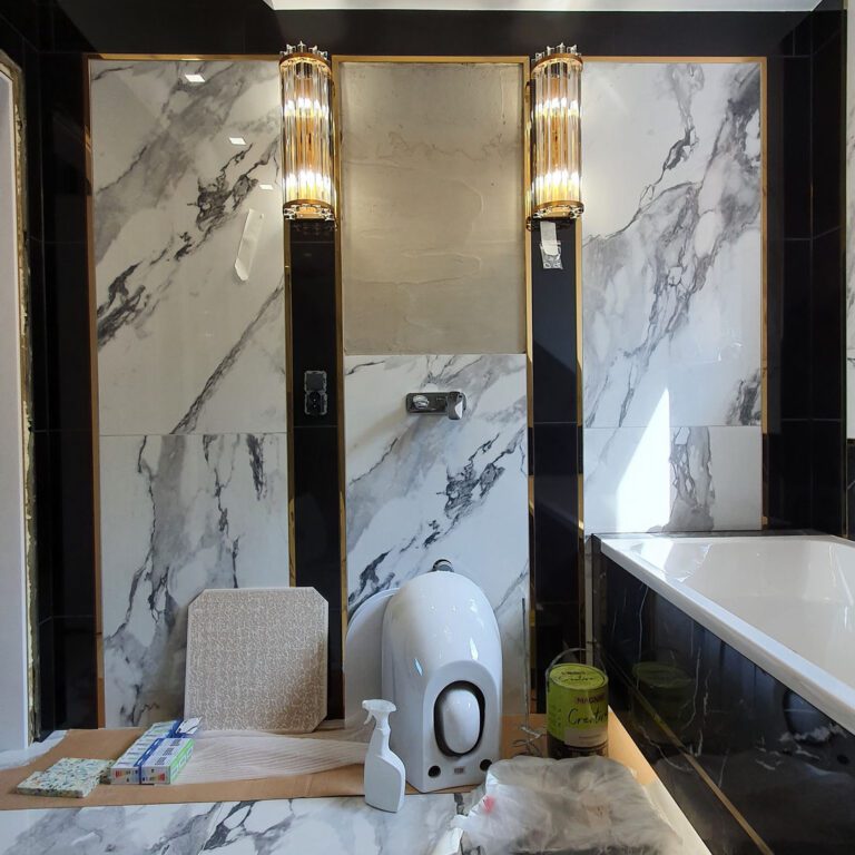 Mieszkanie od dewelopera łazienka w trakcie remontu