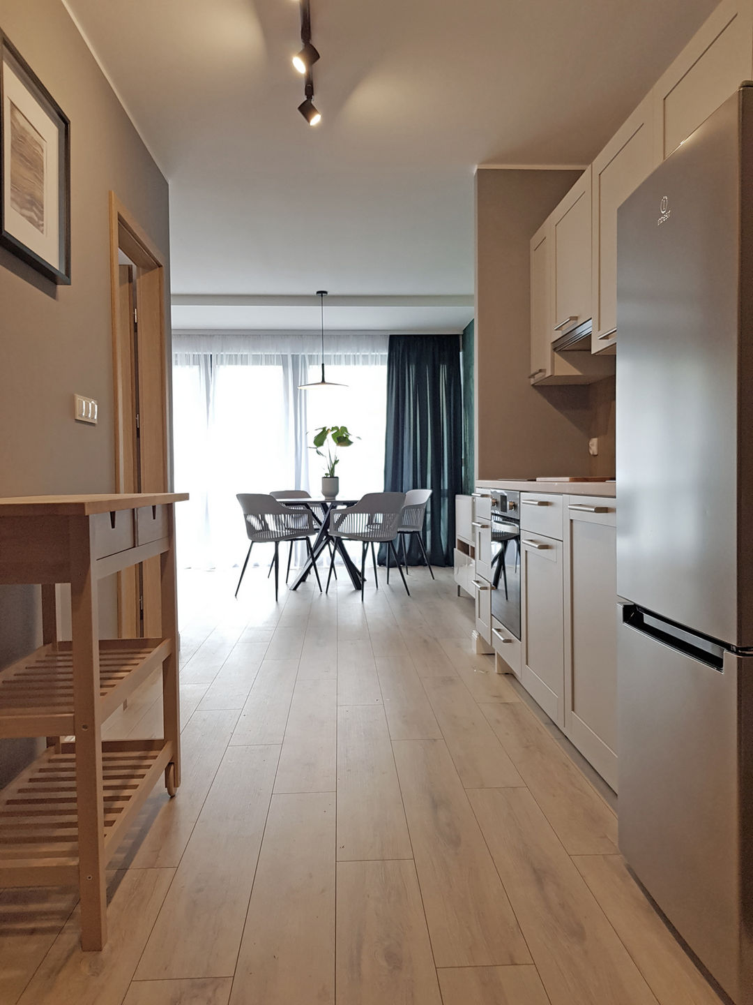 Mieszkanie wakacyjne w Karpaczu_aneks kuchenny wid 2